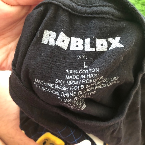 Roblox Graphic T-shirt Black with grid and animation Sz Large - Picture 3 of 4